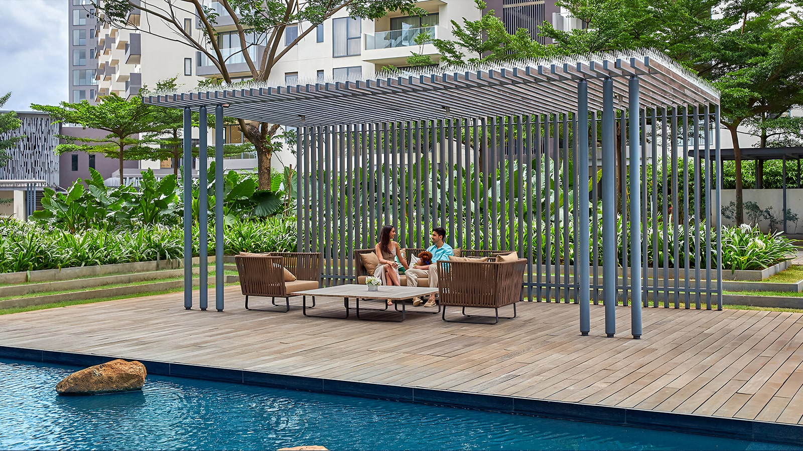 Embassy Lakeside Apartments 