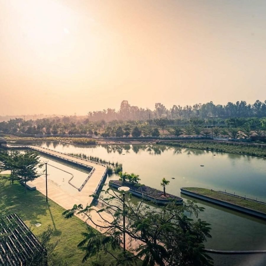 Man made Lake at Embassy Springs