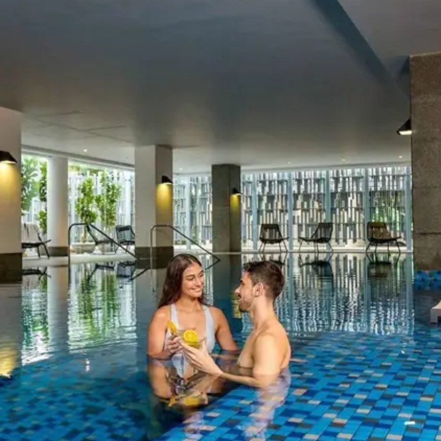 embassy lakeside apartments